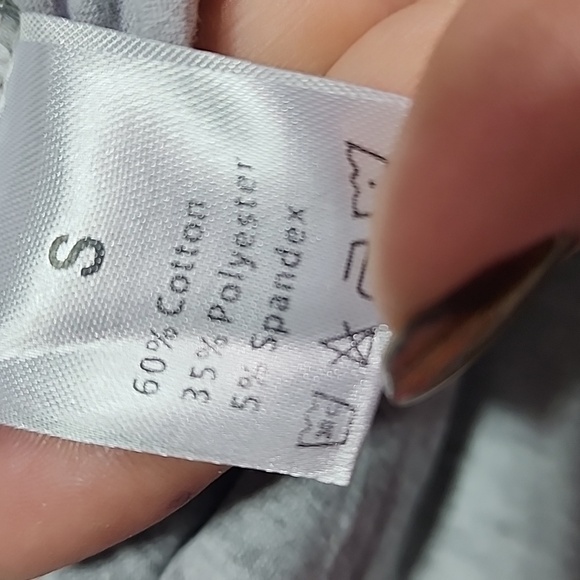 Atlanta Baseball t-shirts. You get 2. - Picture 2 of 3